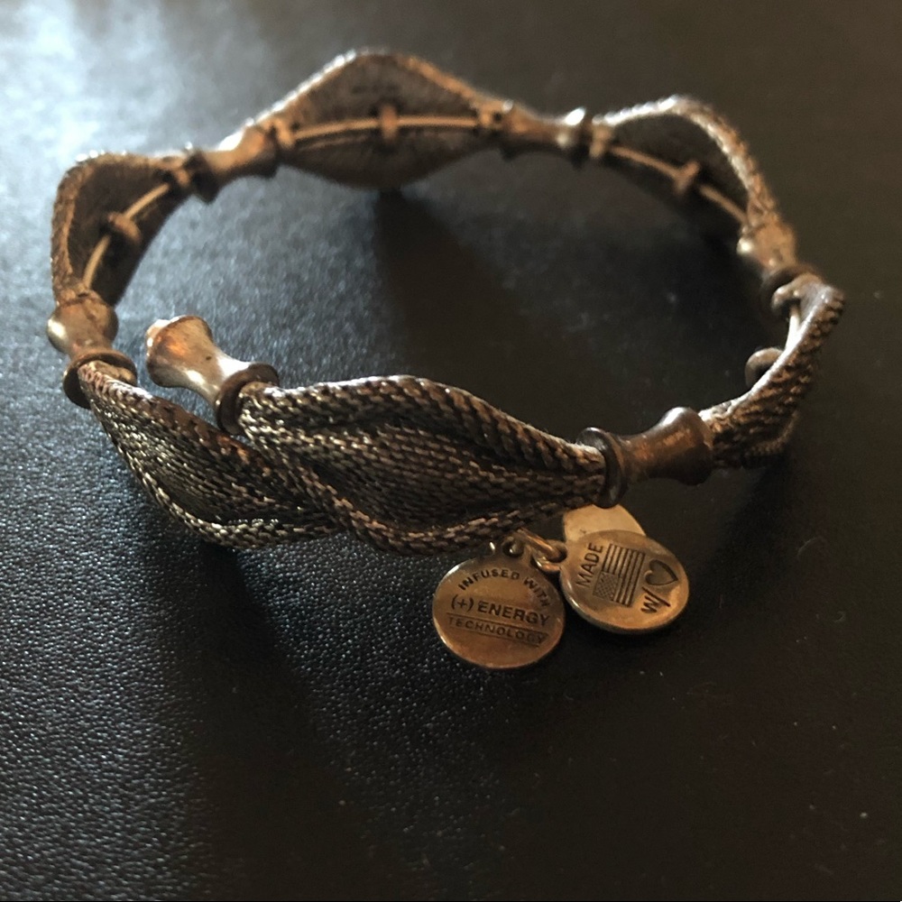 Alex and Ani V66 Wrap in RS